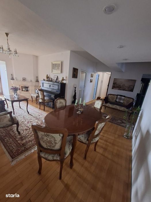 MiniPenthouse cu 4 camere A. Panu (Fostul BRD)