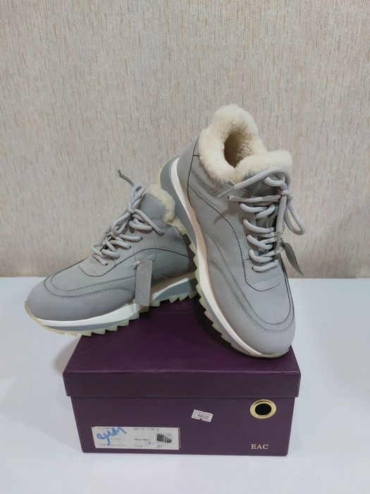 Новые Зимние Кроссовки-45 000тг