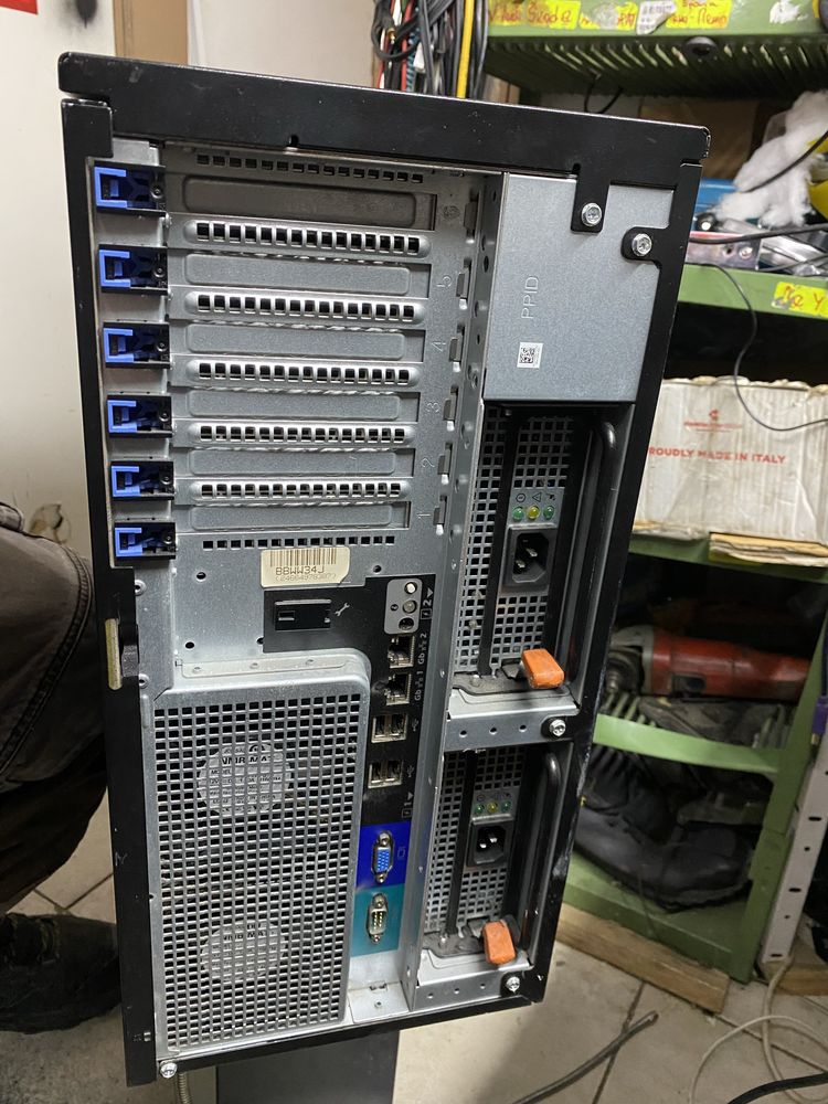 Сървър Dell Poweredge 2900