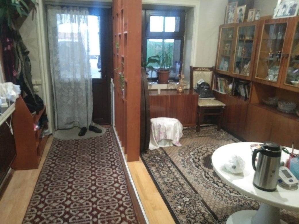 Продается два дома на одном участке