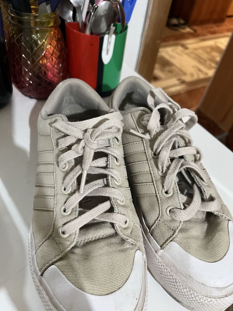 Adidas маратонки