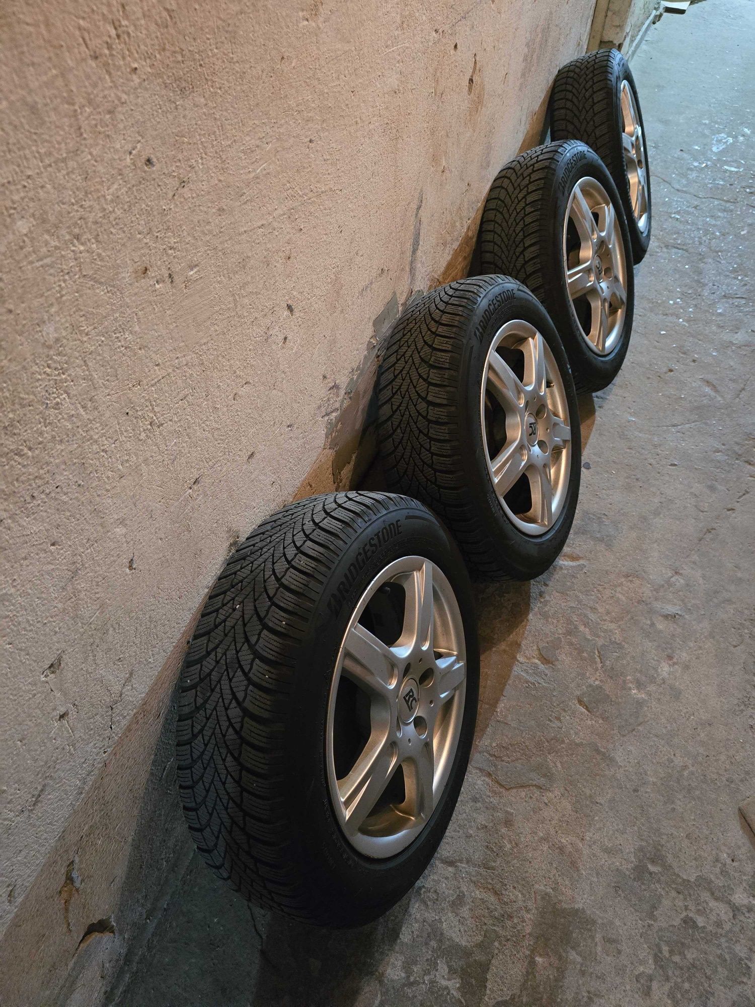 Зимни гуми Bridgestone Blizzak 4бр. 175/65/15