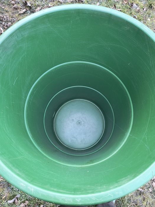 Vind cadă de 300 lei