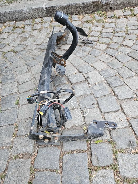 Теглич за Citroen C4 Picasso 2011 -2013 модел