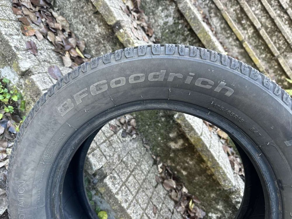 Продавам зимни гуми BFGoodrich 175/65/15 4бр.