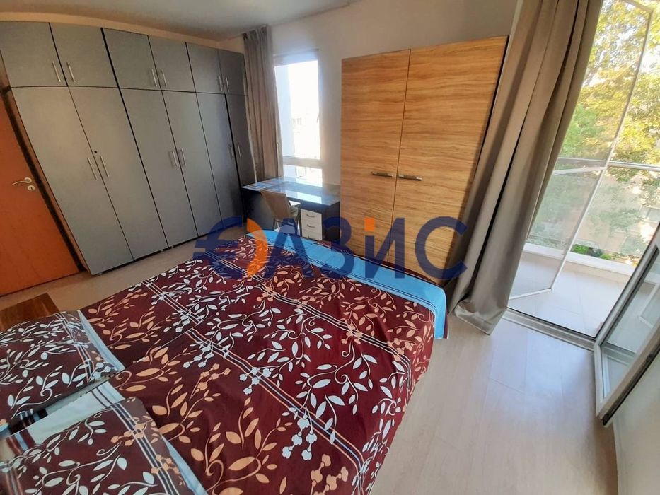 Продава се Тристаен апартамент в к.к. Слънчев бряг - 92 кв.м за 881 €/кв.м - Снимка #11