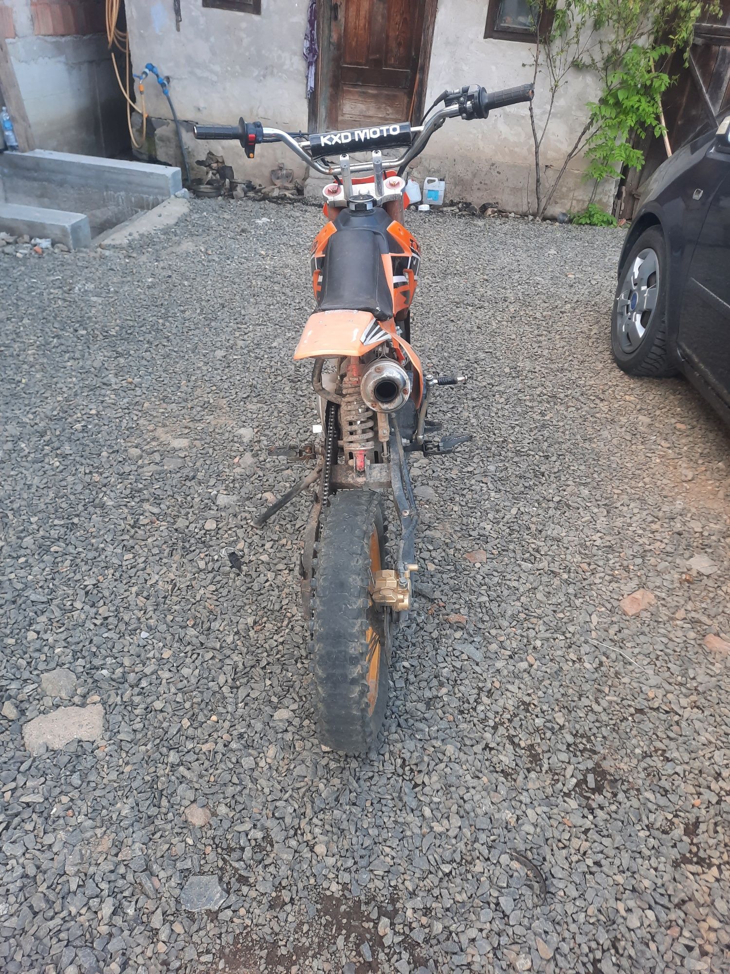 Vând MotoCross KXD 125cc în stare de funcționare