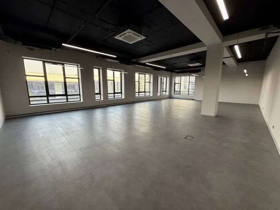 Аренда помещения улица Махтумкули ARCA Mebel, 1219м²