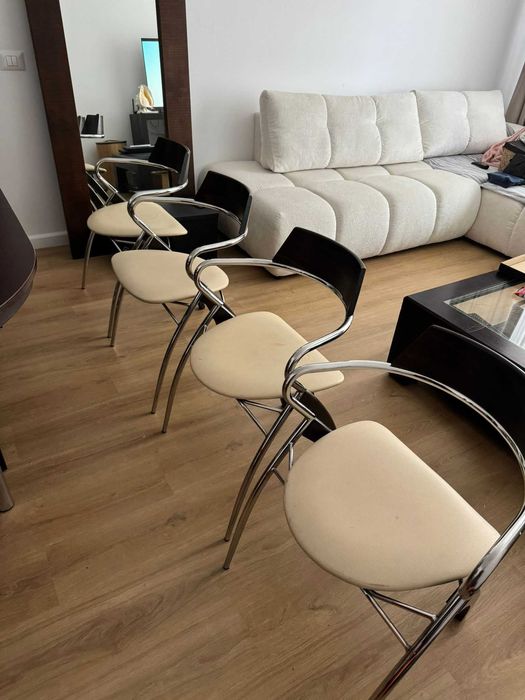 Vand masa ovala extensibila + 4 scaune