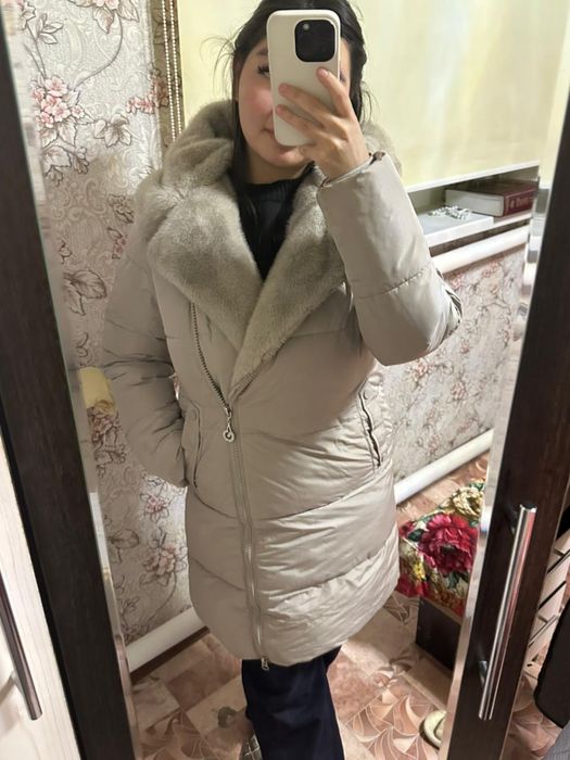 Пуховик с капюшоном