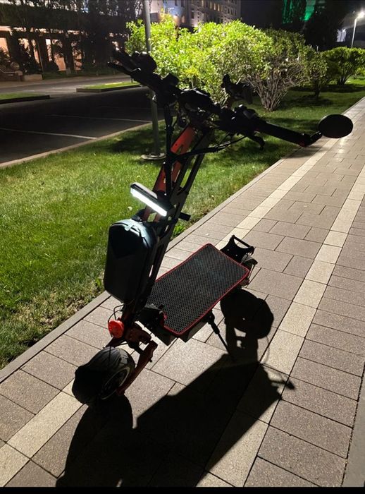 Электросамокат Ultron t128+