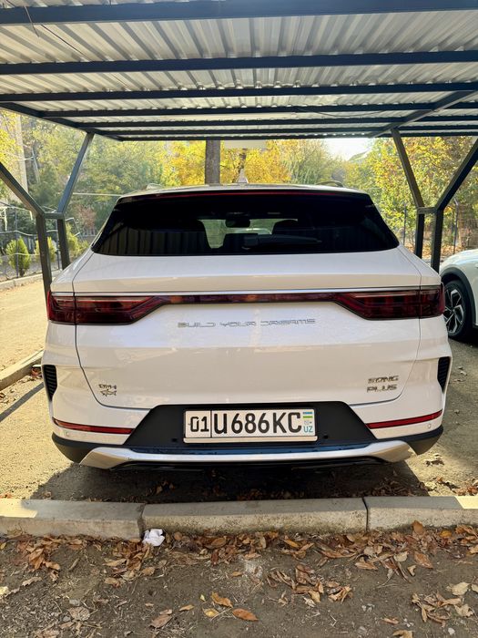 BYD Song Plus ( 1 позиция )  gibrid 2023 года идеальная машина