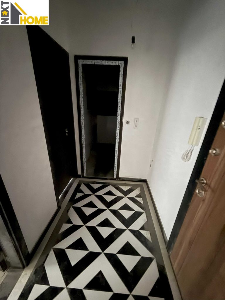 Продава се Двустаен апартамент в Асеновград - 56 кв.м за 1303 €/кв.м - Снимка #1