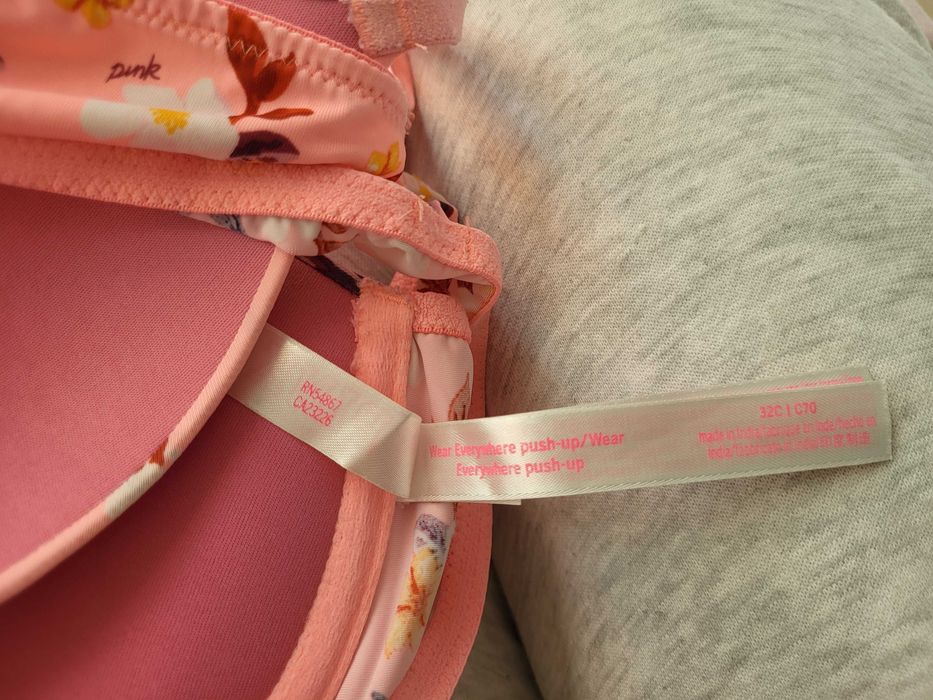 Sutien, Victoria s Secret, colectia PINK, cupa 75 B, model floral