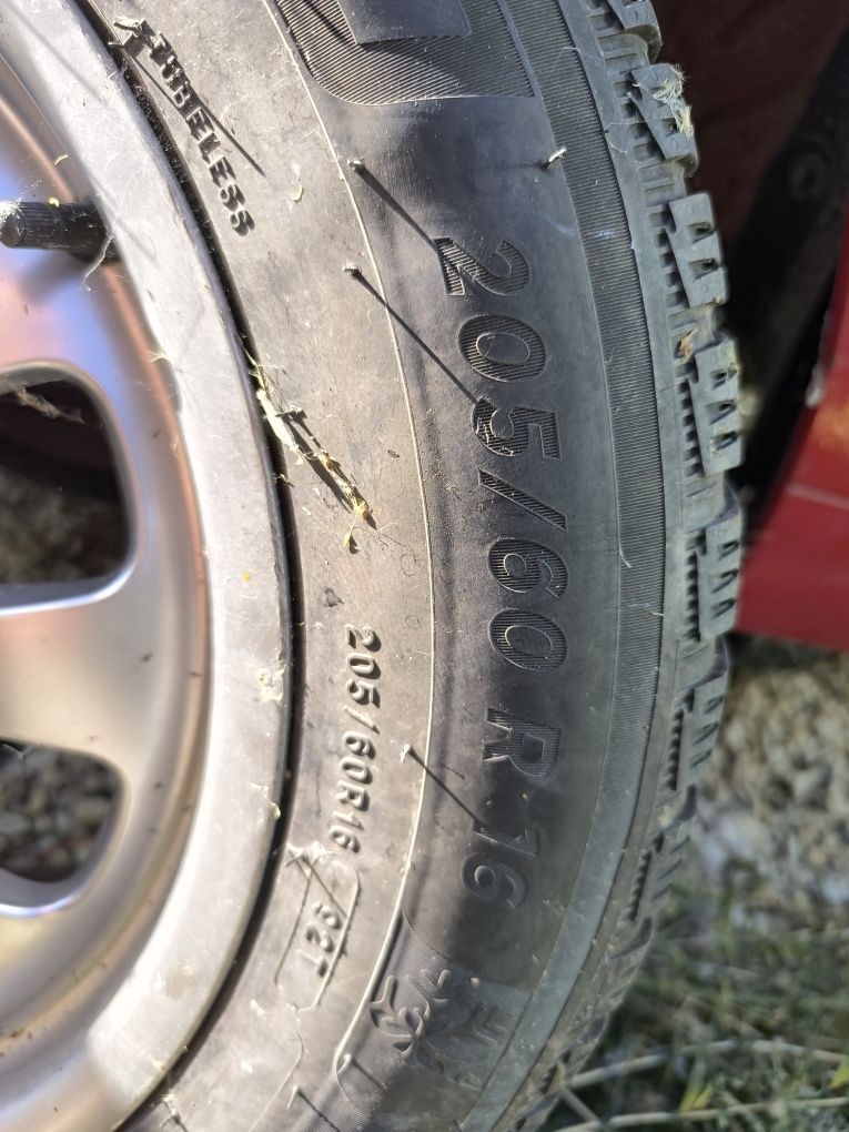 Зимни гуми Michelin 205/60/16