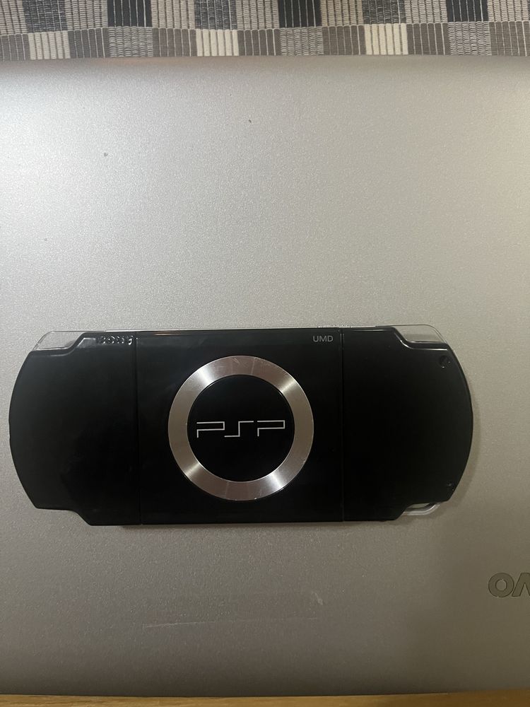 Playstation portable 2004