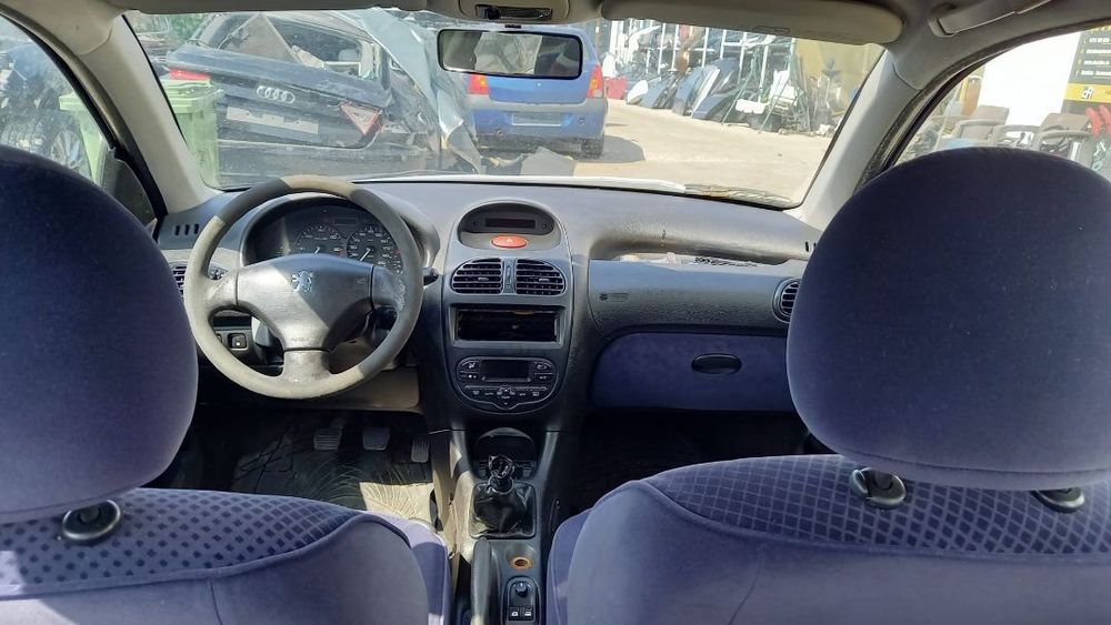 Dezmembrari Peugeot 206 1.4 HDi