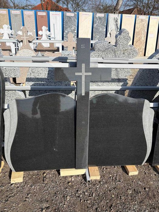 Black friday 25% reducere la monumente funerare marmura si granit