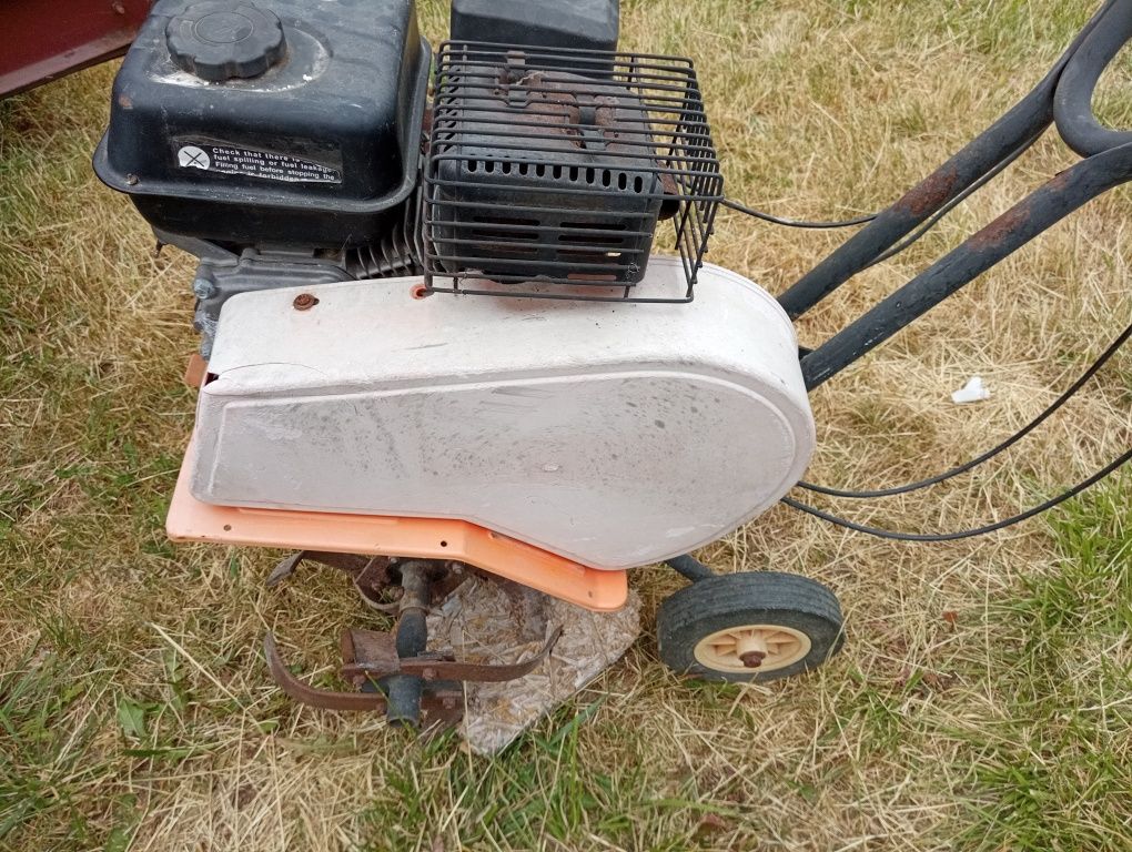 Motocultor cu motor honda 4 t