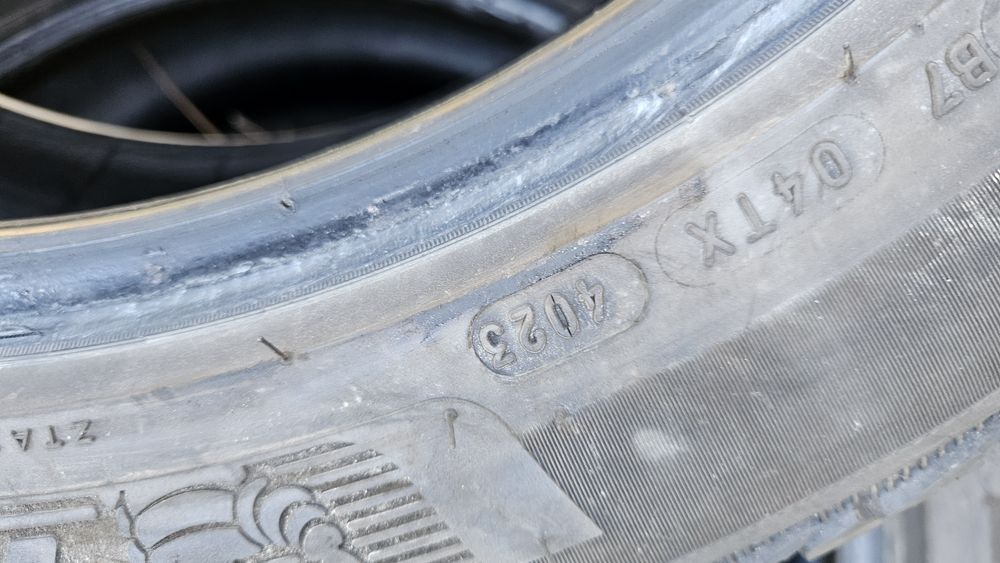 2бр гуми 245 45 18 дот 23 мишелин