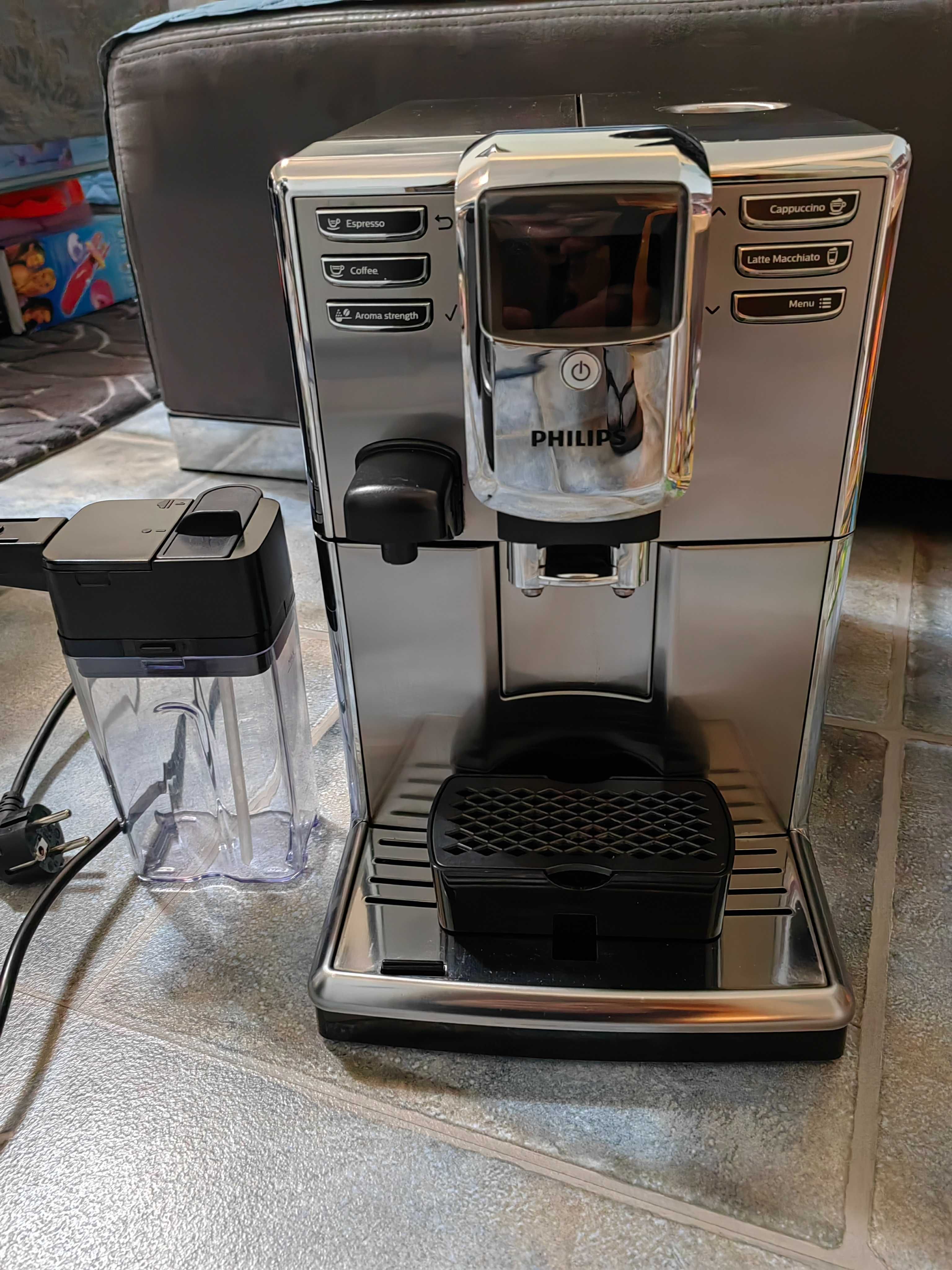 Продавам кафе робот Philips