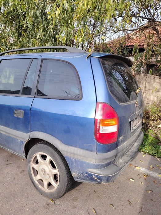 Opel Zafira 1.8 Benzina + GPL avariat (pt piese)