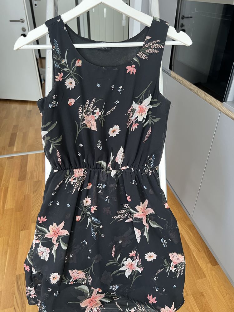 Rochie fete 10-12 ani, voal cu imprimeu floral, asimetrica