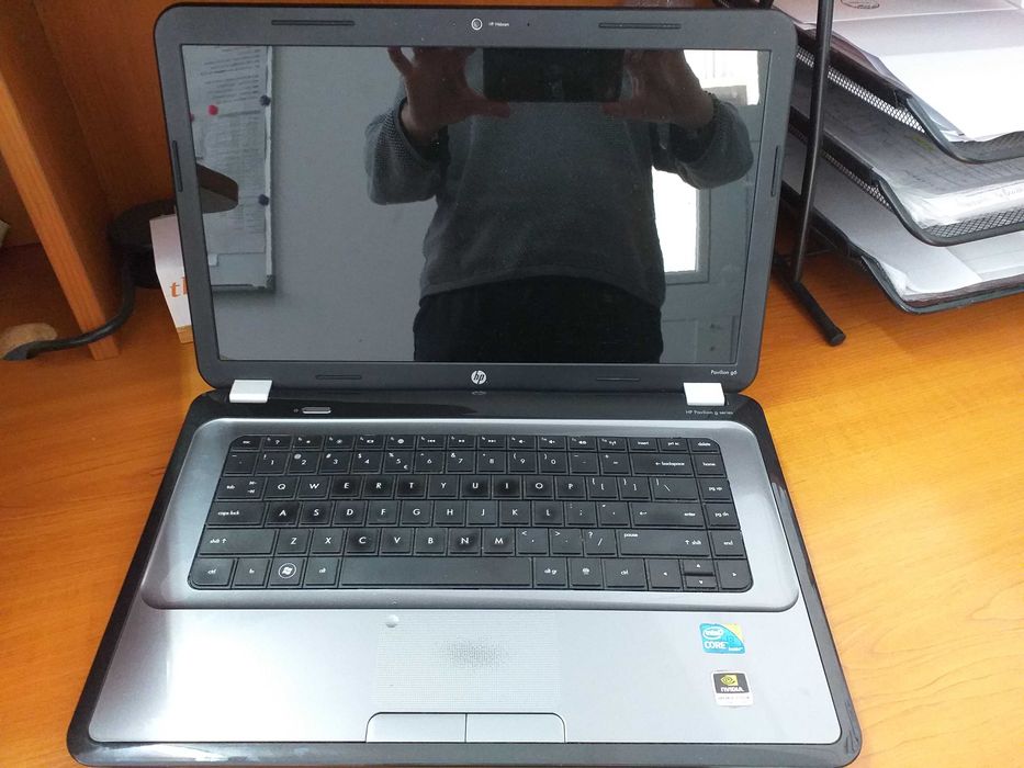 Laptop HP - pentru componente