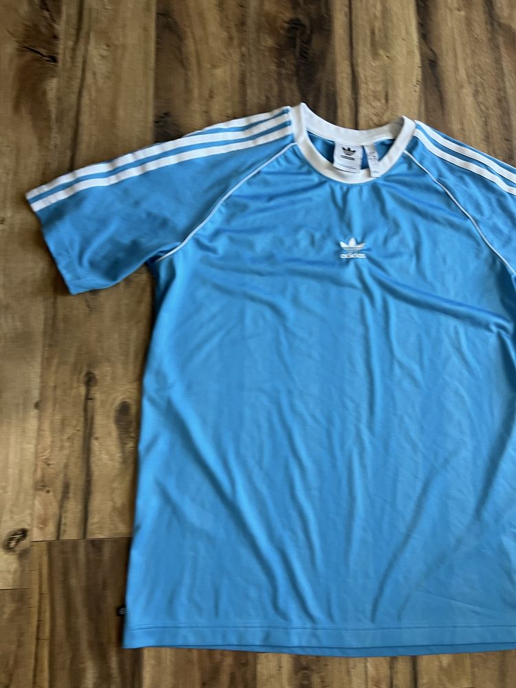 Adidas Originals size L