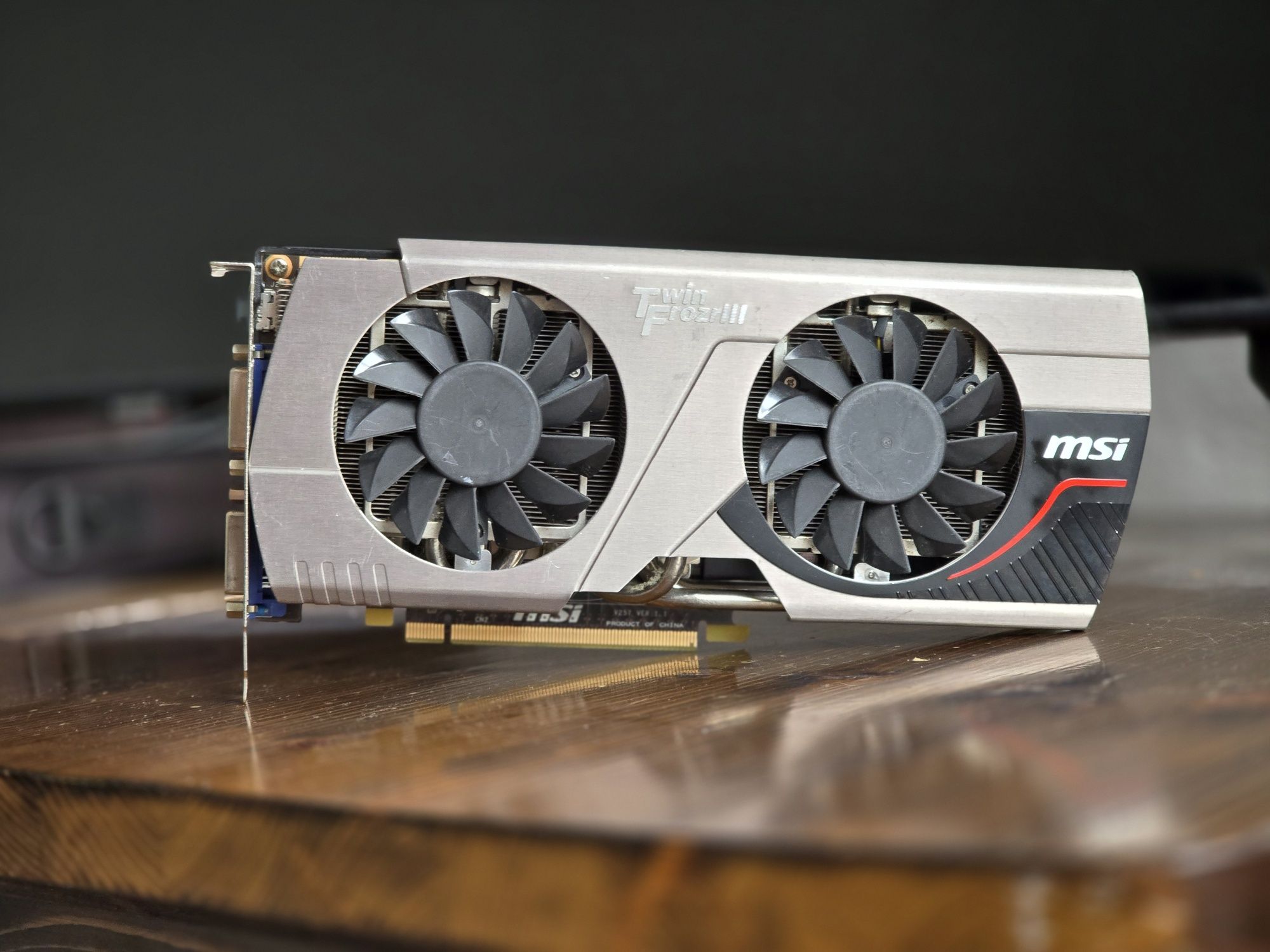 GTX 570 MSI Twin Frozr