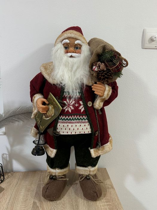 Vând figurine de Crăciun