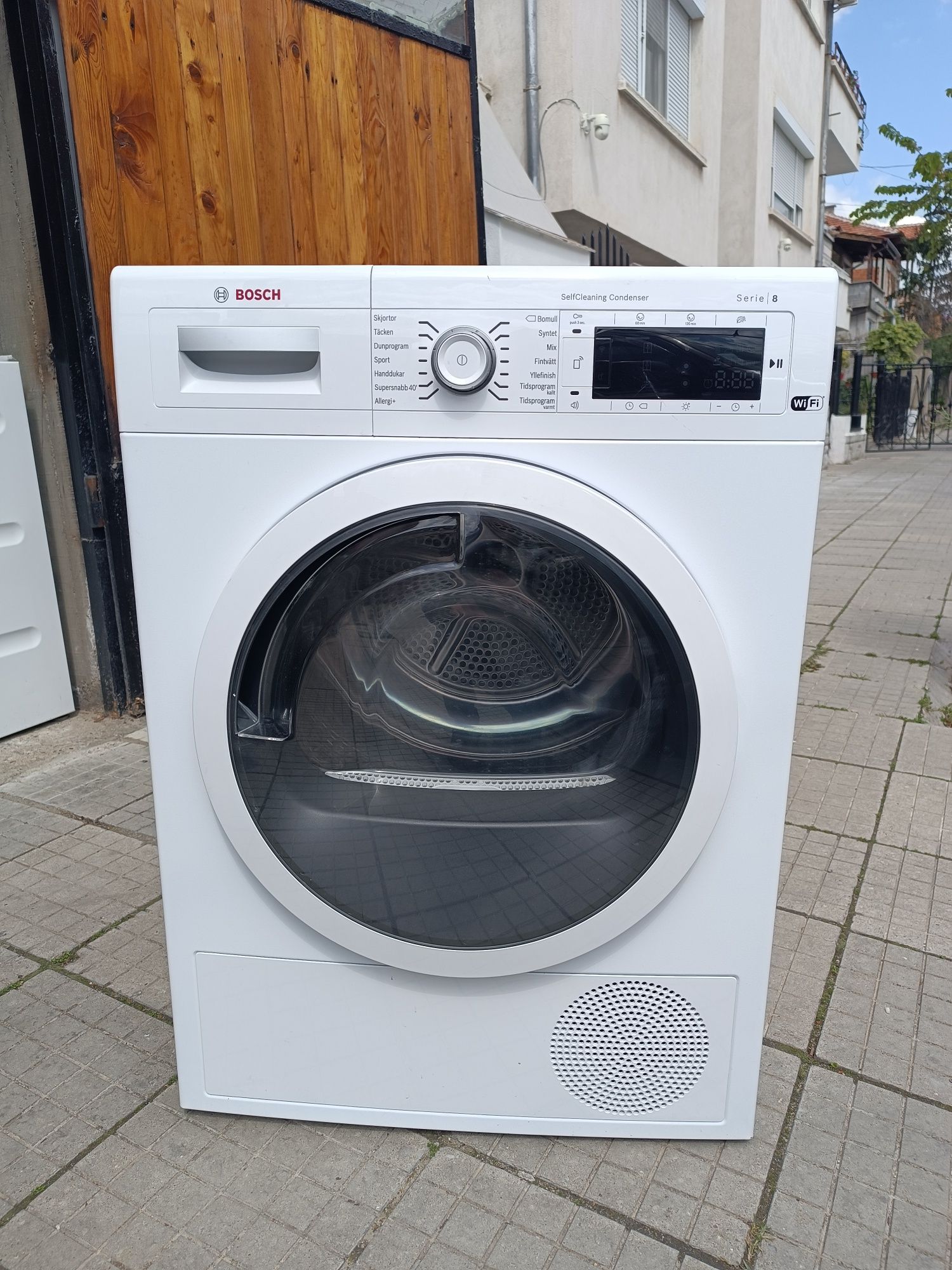 Сушилня bosch серия 8 WiFi