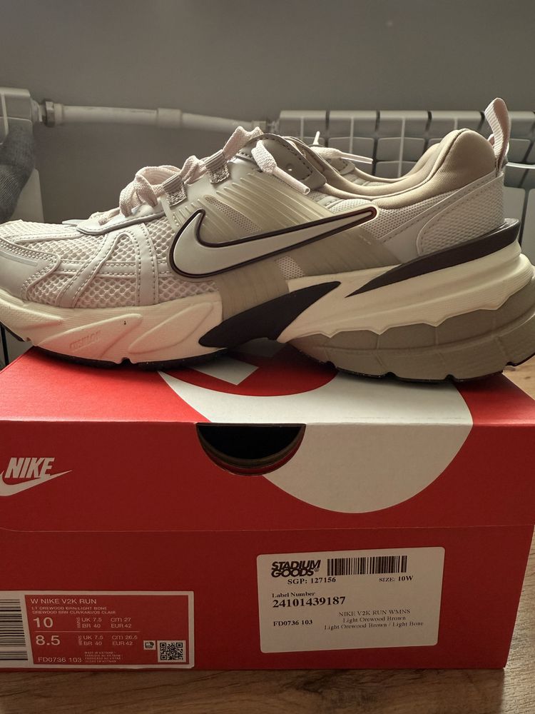 Кроссовки Nike V2K Run