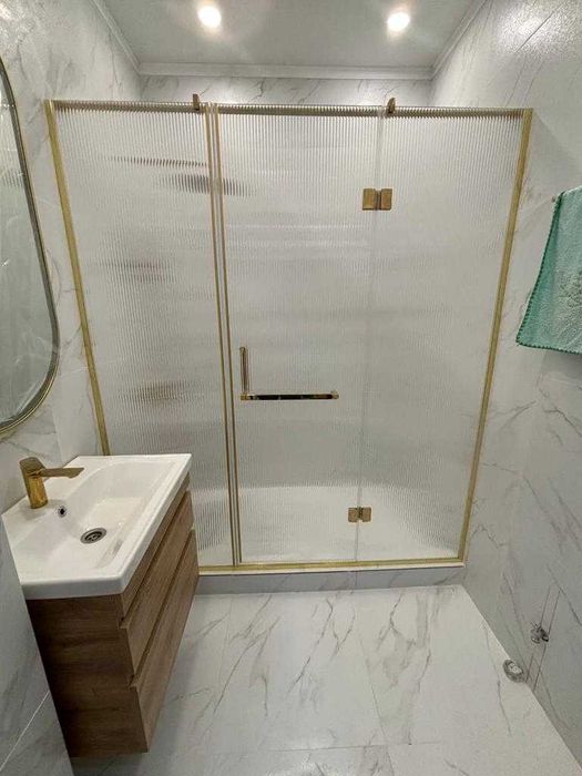 Душевая кабина из закаленного стекла