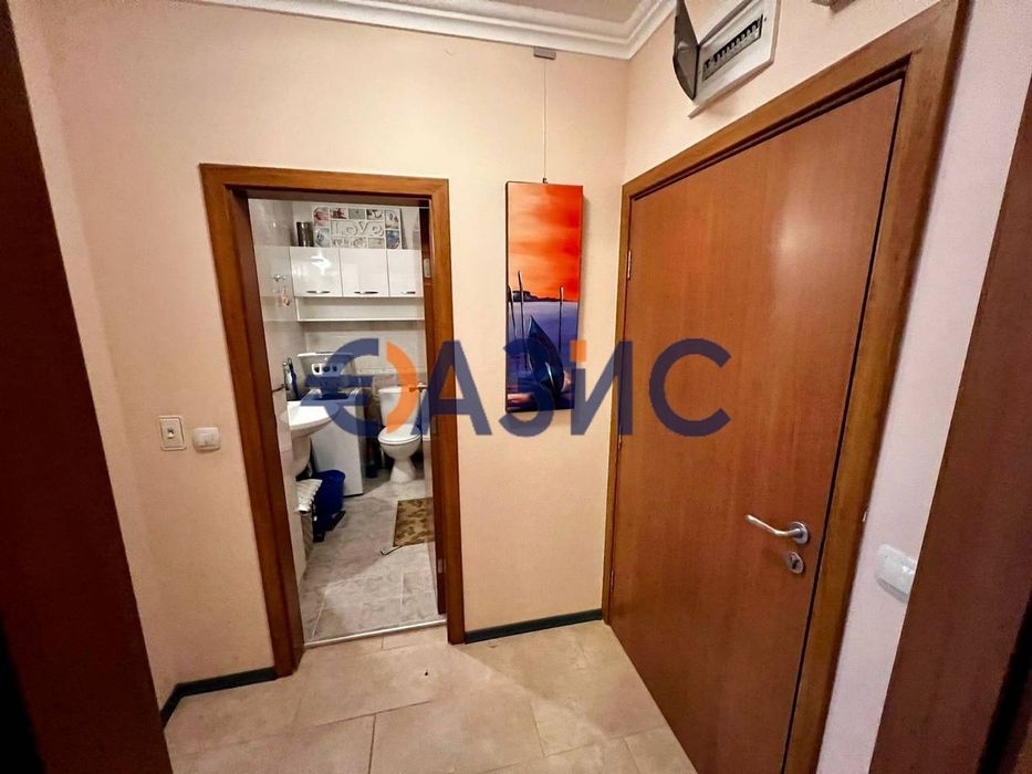 Продава се Двустаен апартамент в к.к. Слънчев бряг - 71 кв.м за 1310 €/кв.м - Снимка #2