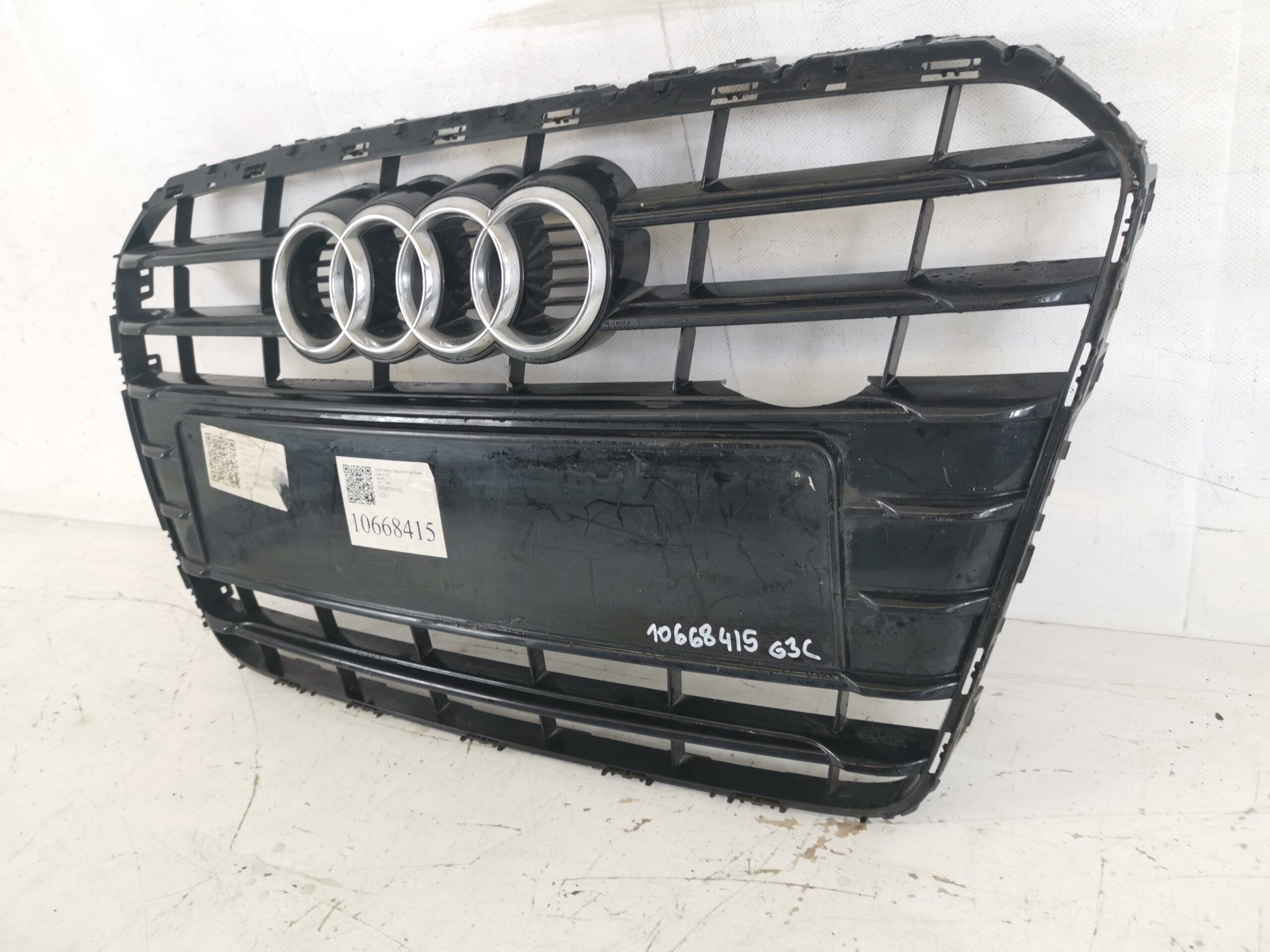 Радиаторна решетка Ауди А5 / Audi A5 [8T] Фейслифт Оригинална