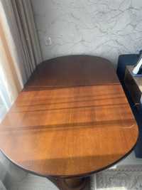 Продаю овальный стол б/у размер: длина 1,50 ширина 85