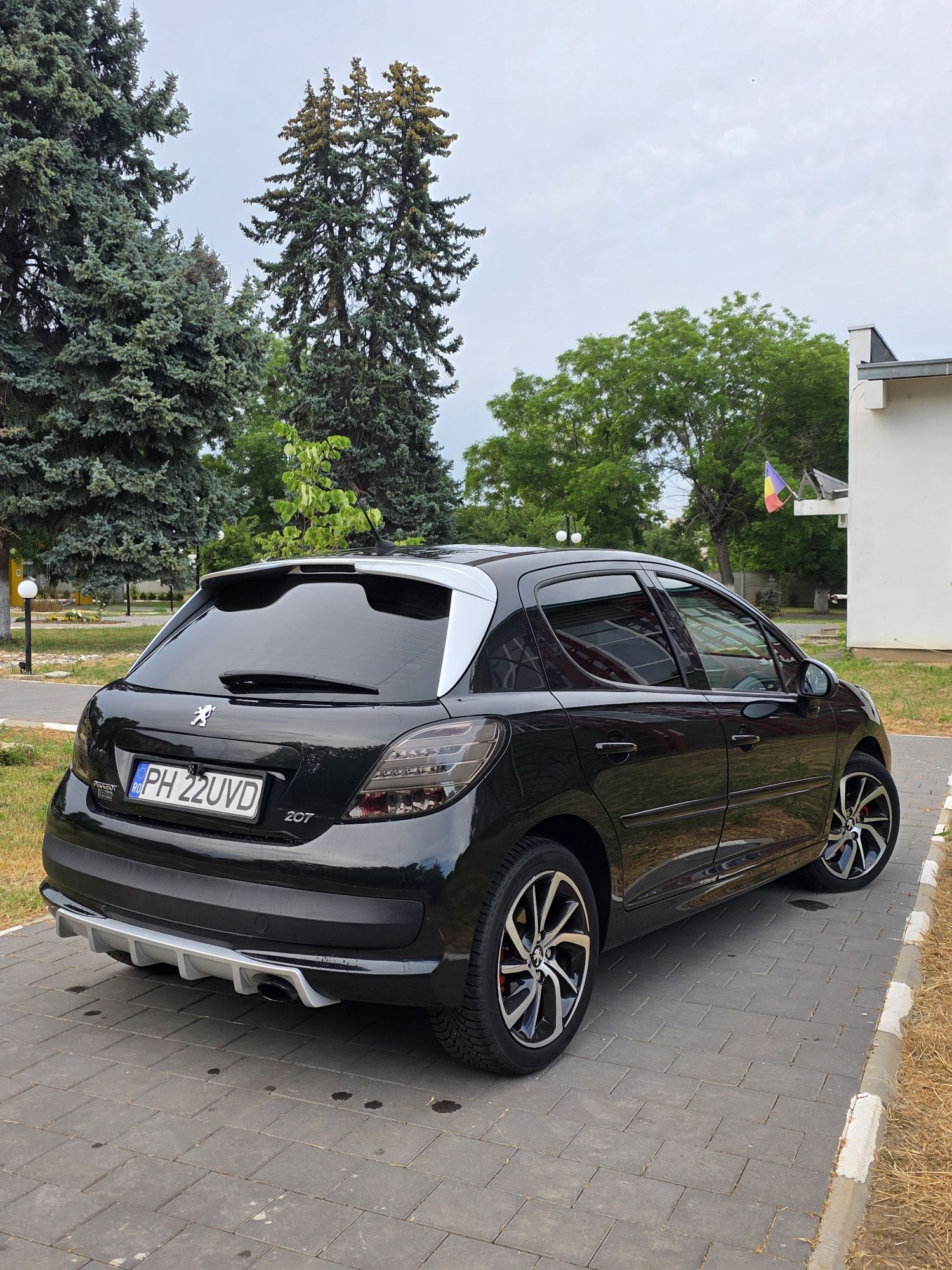 Peugeot 207 1.6 T