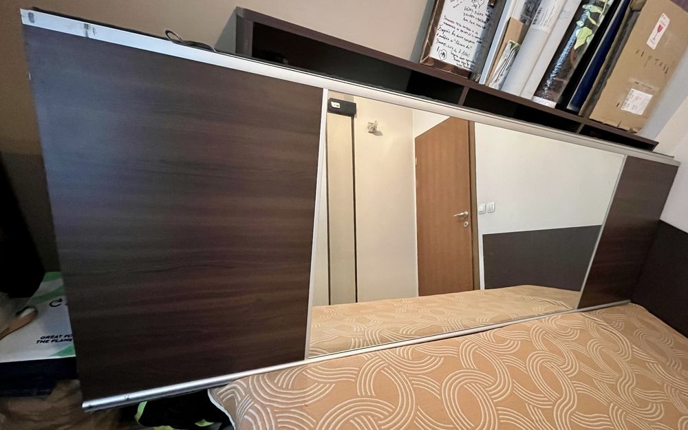 ПОДАРЯВАМ!!! 2 x врати с огледала