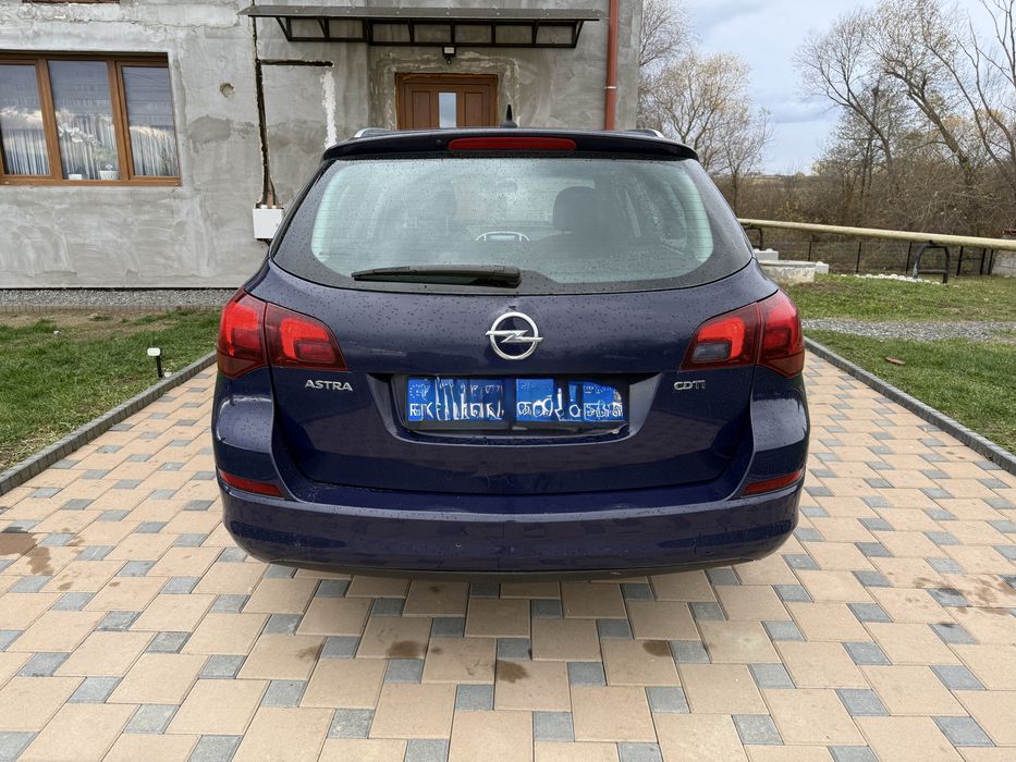 Opel Astra Sports Tourer 1.7 CDTI – 125 CP – 2011 – Euro 5