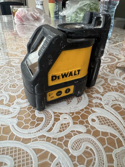 Dewalt dw088 лазерен  нивелир
