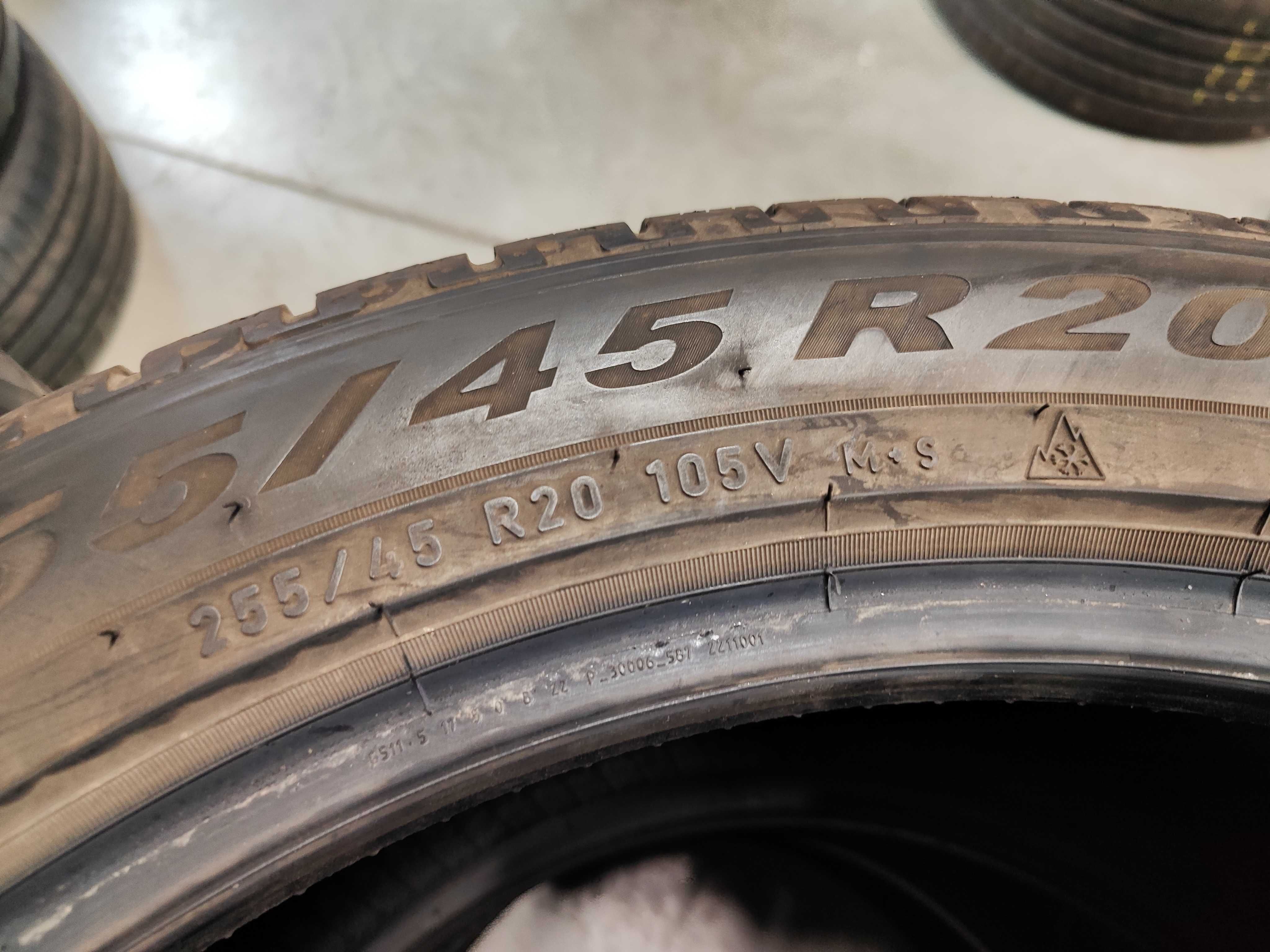 4бр. зимни гуми 255/45/20 Pirelli