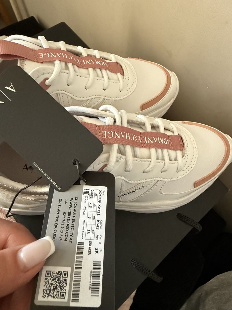 Armani Exchange обувки - 38 EU номер