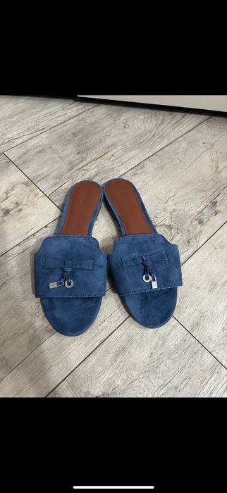 Женские шлепки Loro Piana