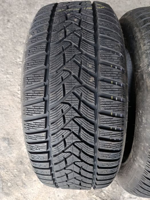 Зимни гуми -16цола -225/55-1бр -70лв."DUNLOP"-като нови