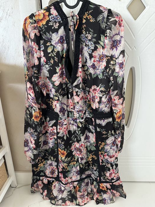 Нова!!! Рокля GUESS