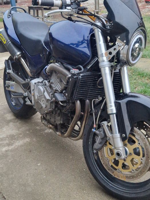 Honda hornet pc 34