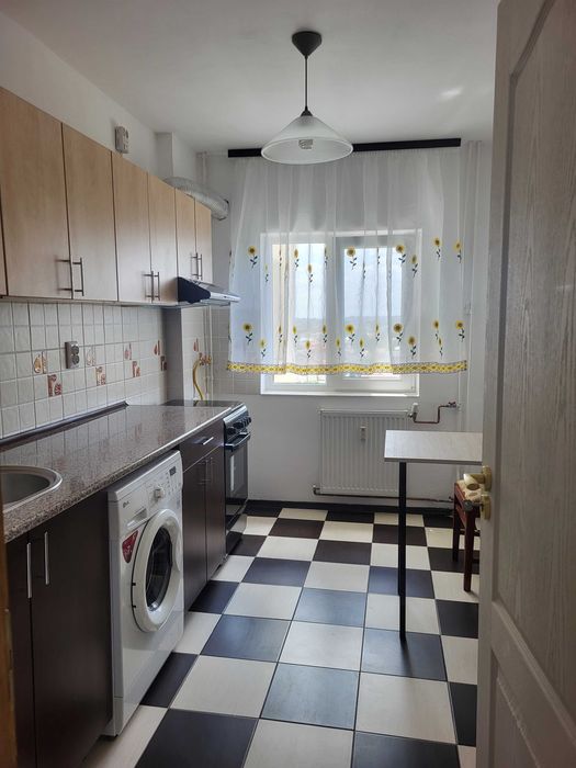 Inchiriez apartament 2 camere Republicii