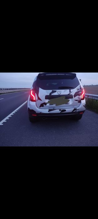 Vând Dacia Duster 4x4