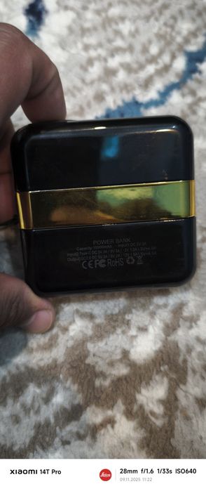 Зарядное устройство  Power Bank для телефона